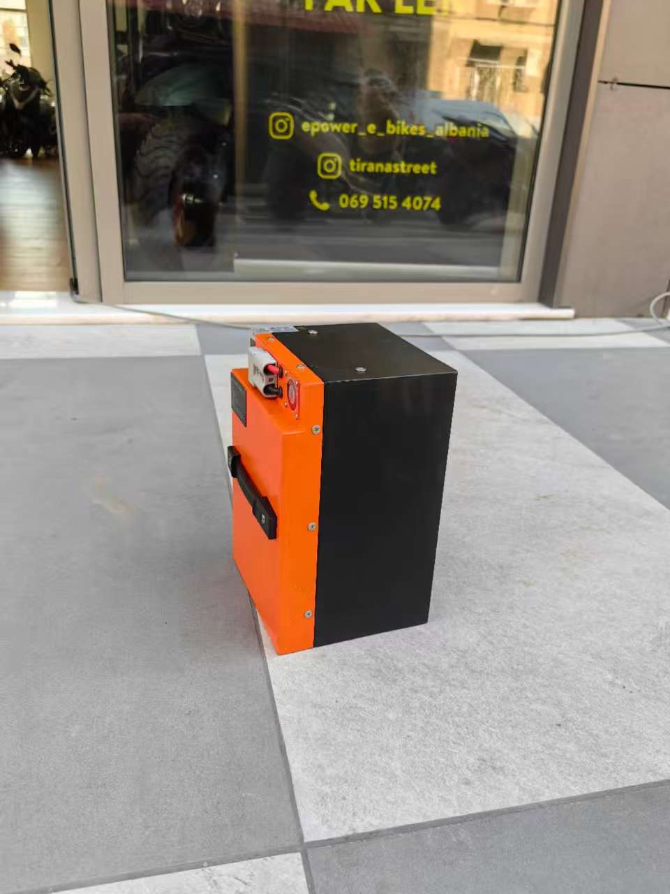 72V 30ah Lithium Baattery Karikim i shpejtë 4 orë