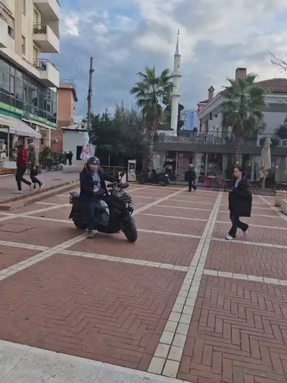 Tank: Shpejtësia e lartë 2000w 72v motocikla e skuterit elektrik me frena disk